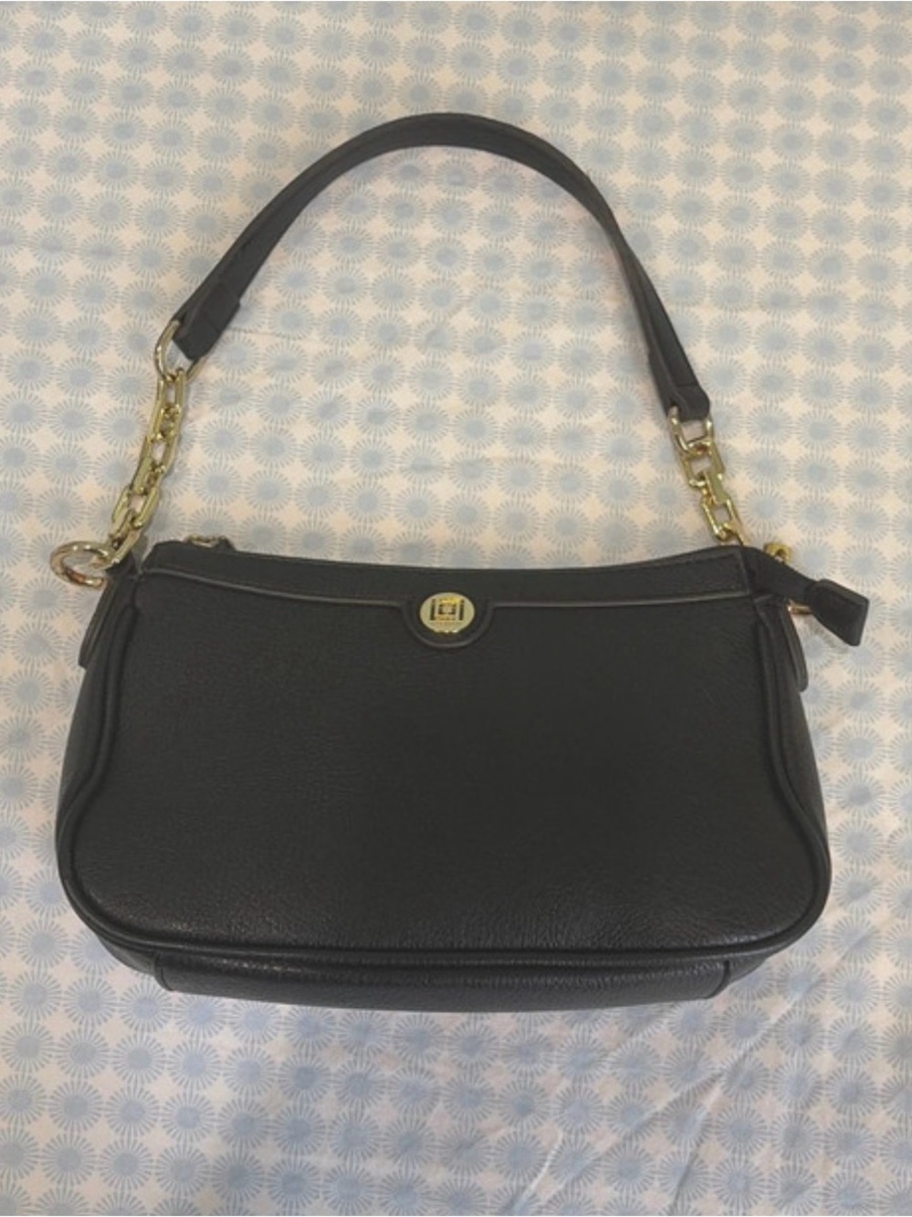 Liz Claiborne Black Shoulder Bag with Gold Chain Accents